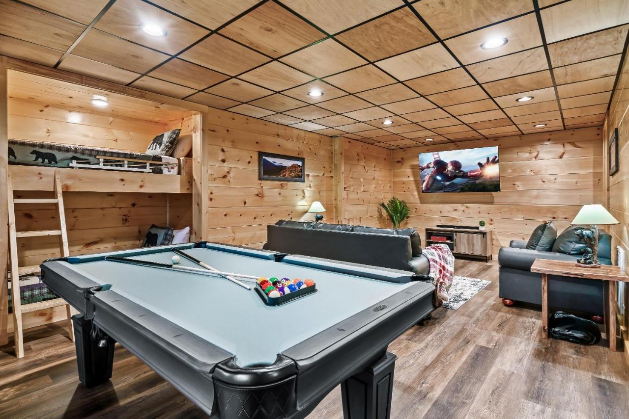 Mountains R Calling, Cozy Hideaway, King Beds, Hot-Tub, Arcade, Ev Ready Pigeon Forge Exterior foto