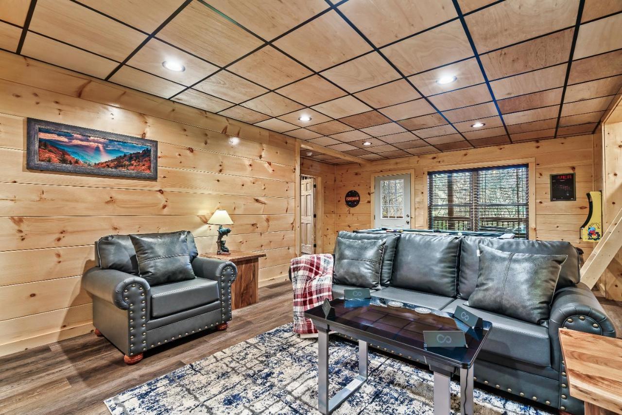 Mountains R Calling, Cozy Hideaway, King Beds, Hot-Tub, Arcade, Ev Ready Pigeon Forge Exterior foto