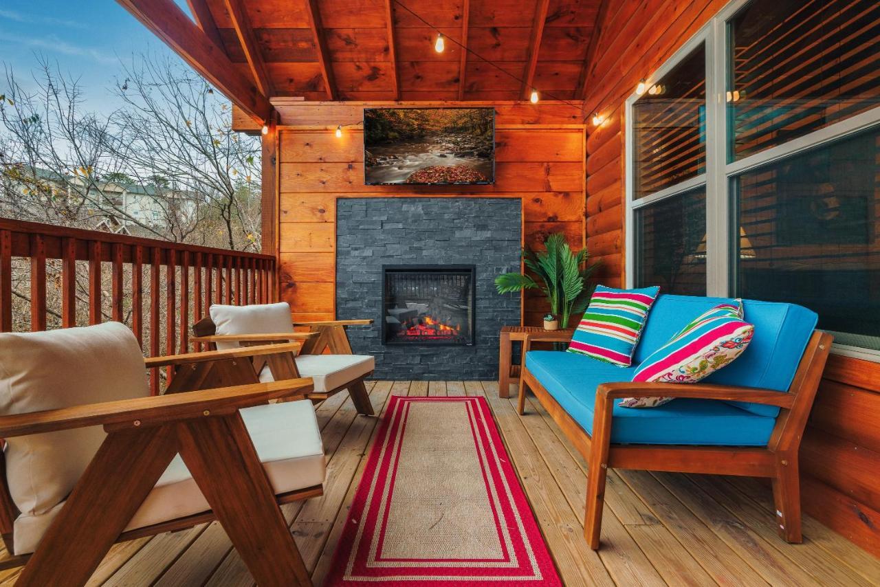 Mountains R Calling, Cozy Hideaway, King Beds, Hot-Tub, Arcade, Ev Ready Pigeon Forge Exterior foto